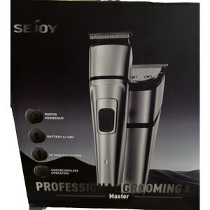 Professional Grooming Kit Sejoy Master Cord & Cordless Operation Water Resistant